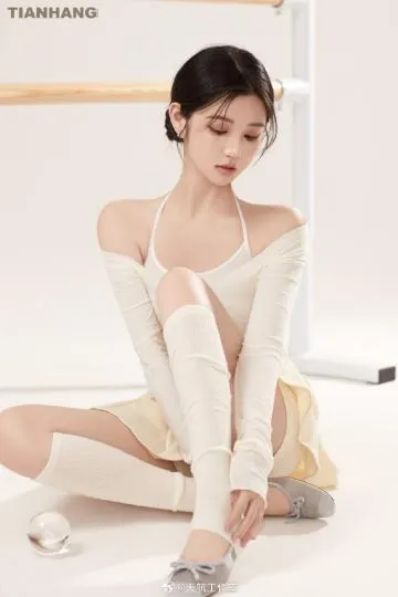 模特写真集时装秀美图：模特写真集在线阅读｜高清在线观看